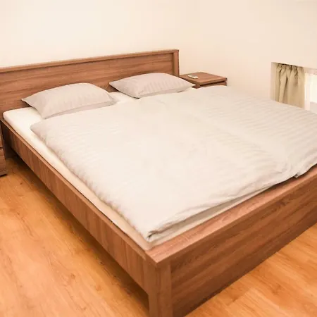 Centrum Apartman Cegléd Extérieur photo